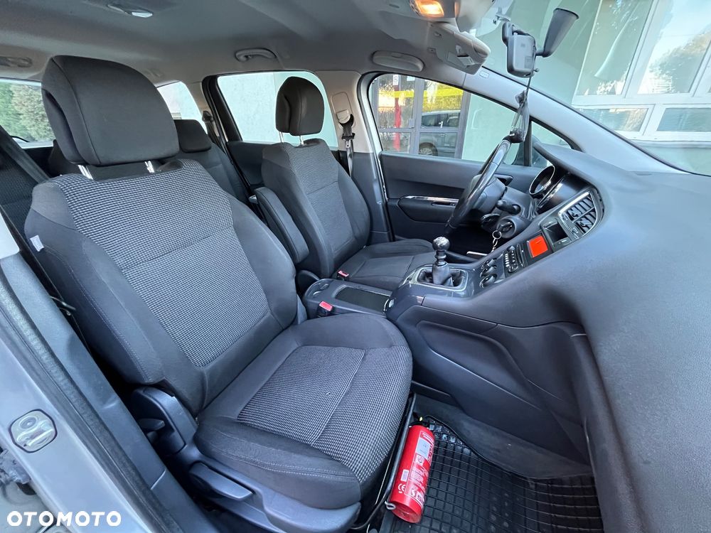 Peugeot 5008 HDI FAP 110 Premium - 20