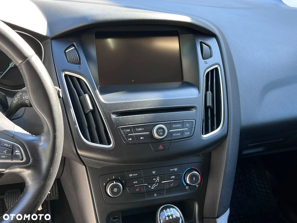 Ford Focus - 22