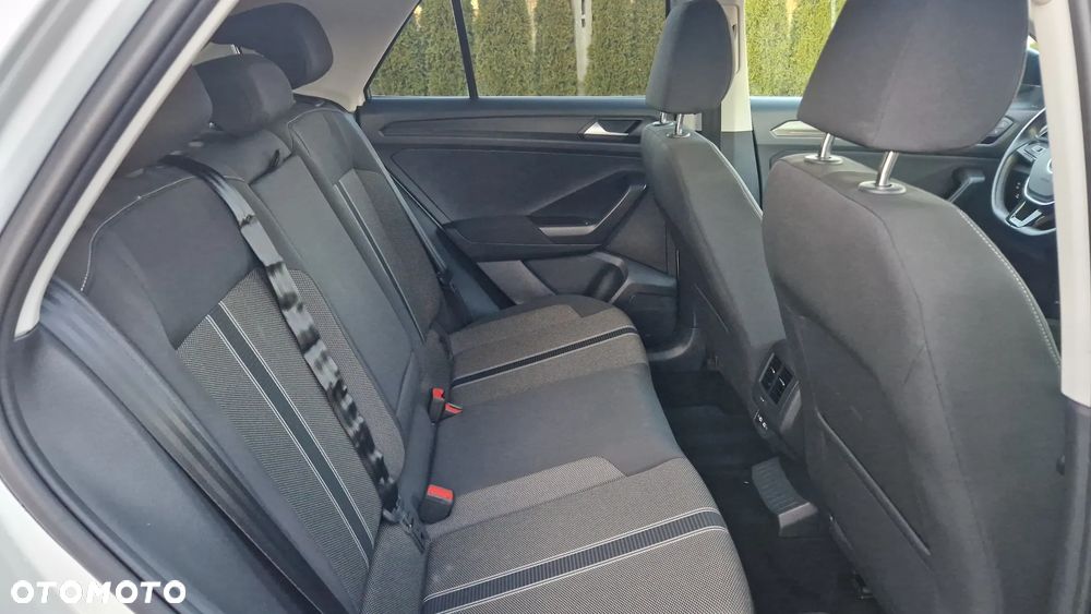 Volkswagen T-Roc 2.0 TDI SCR Life - 23