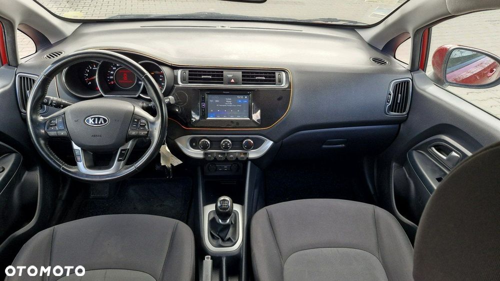 Kia Rio 1.4 crdi Business Line - 11