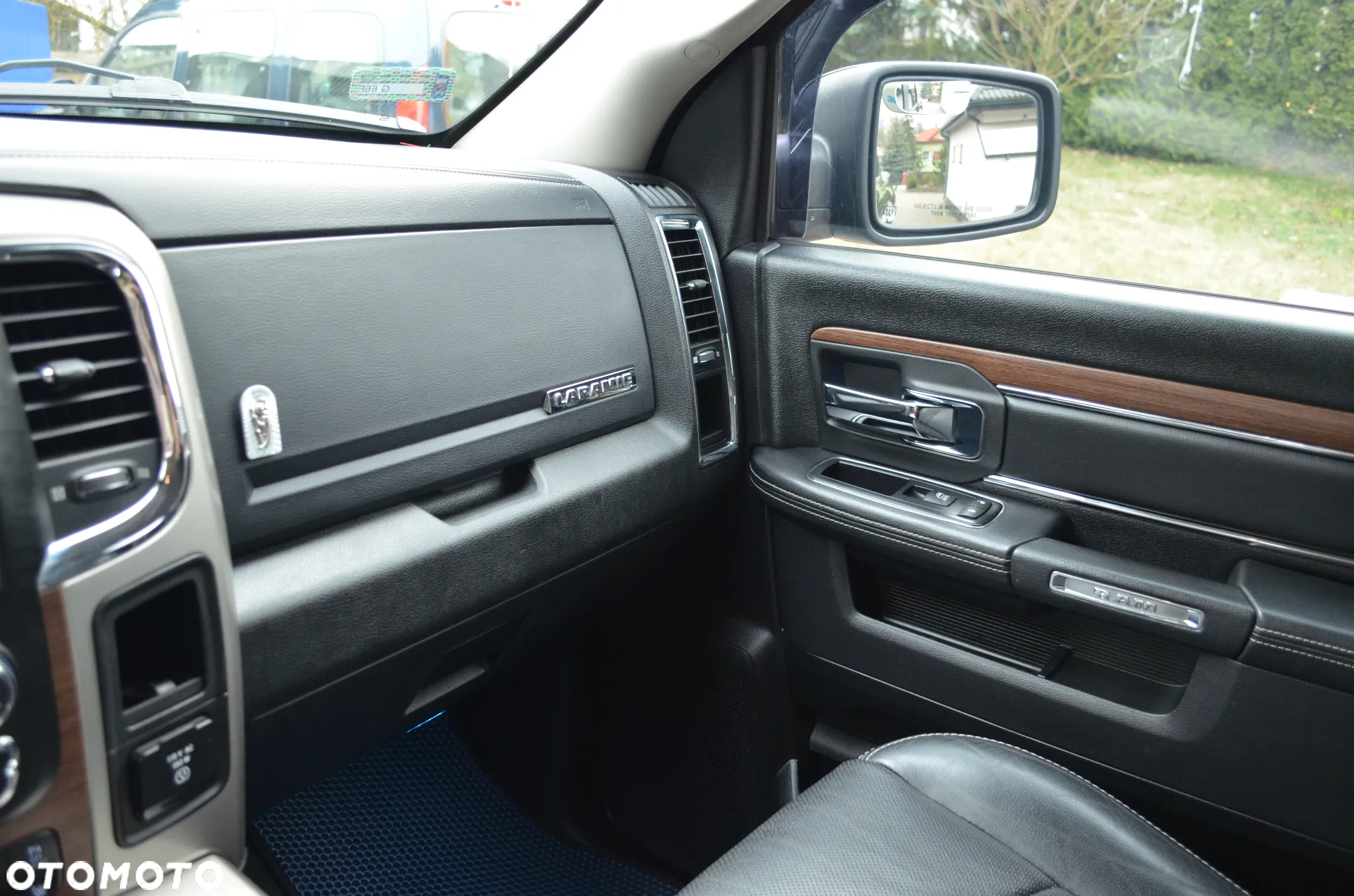 Dodge RAM 1500 5.7 4x4 - 23