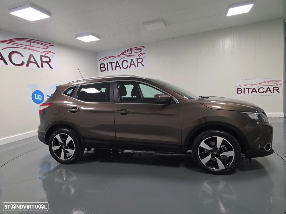 Nissan Qashqai 1.5 dCi N-Connecta Led - 4