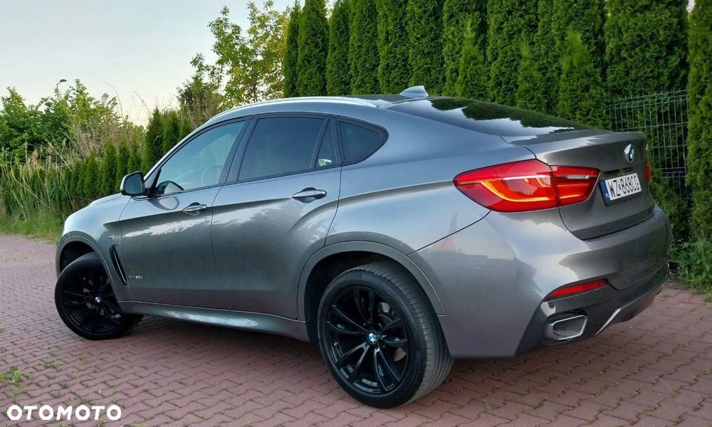 BMW X6 xDrive30d - 17