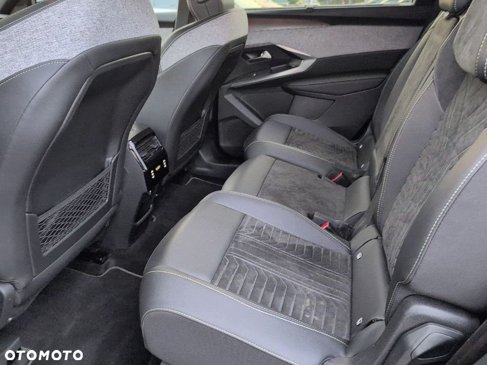 Peugeot 5008 1.2 PureTech mHEV GT S&S e-DCS6 - 10