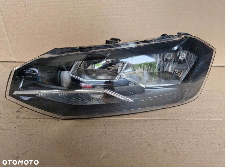 Lampa lewa przednia lewy przód Volkswagen Polo 2G1941005 90099316 - 1
