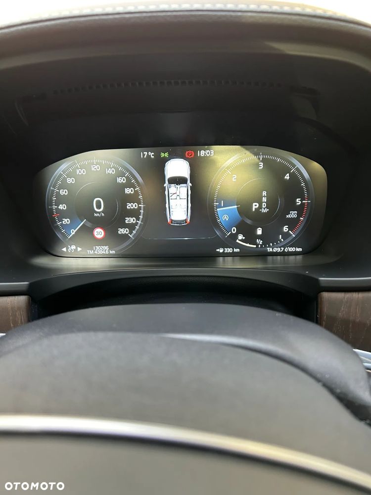 Volvo V90 B5 D AWD Momentum Pro - 11
