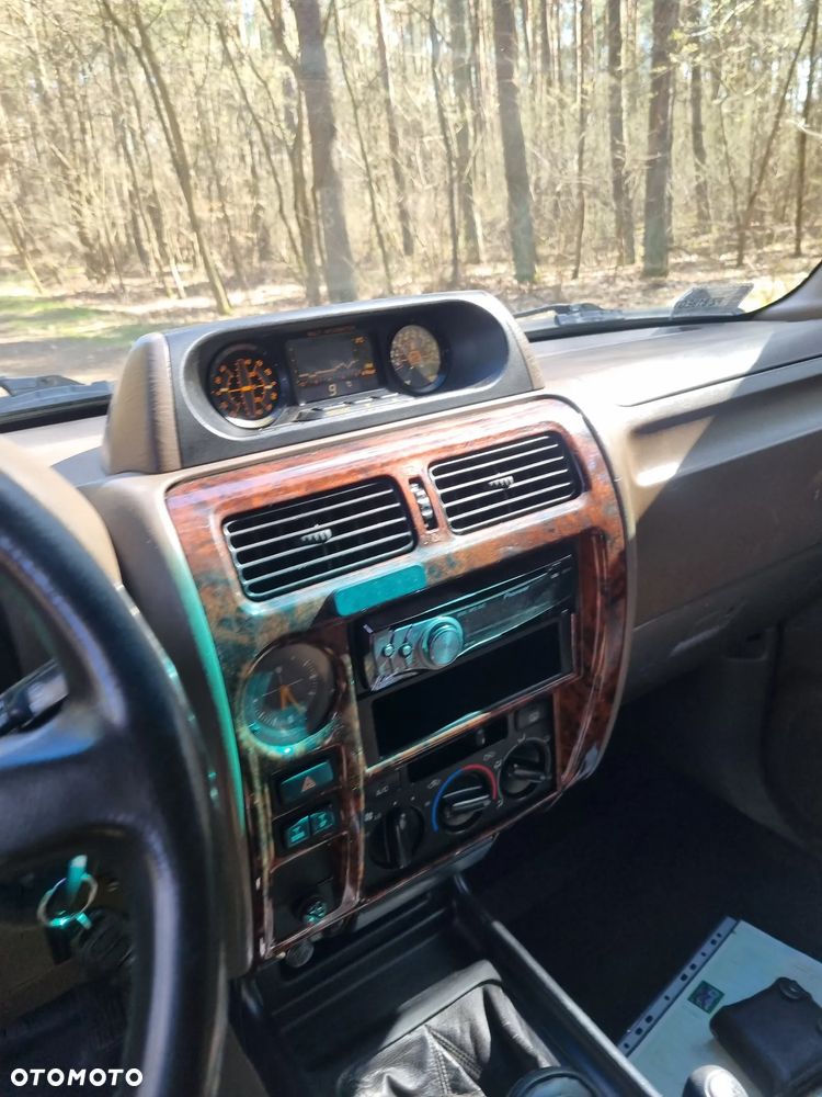 Toyota Land Cruiser - 16