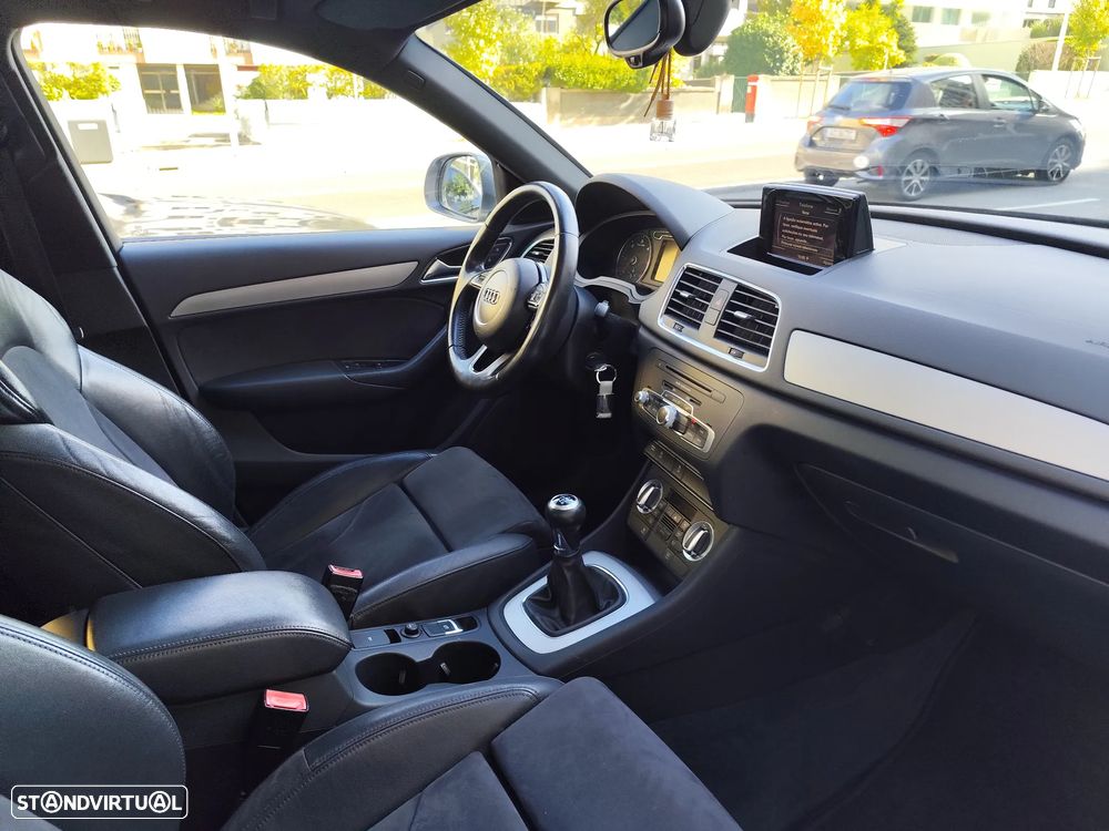 Audi Q3 2.0 TDI Business Line S-line - 13
