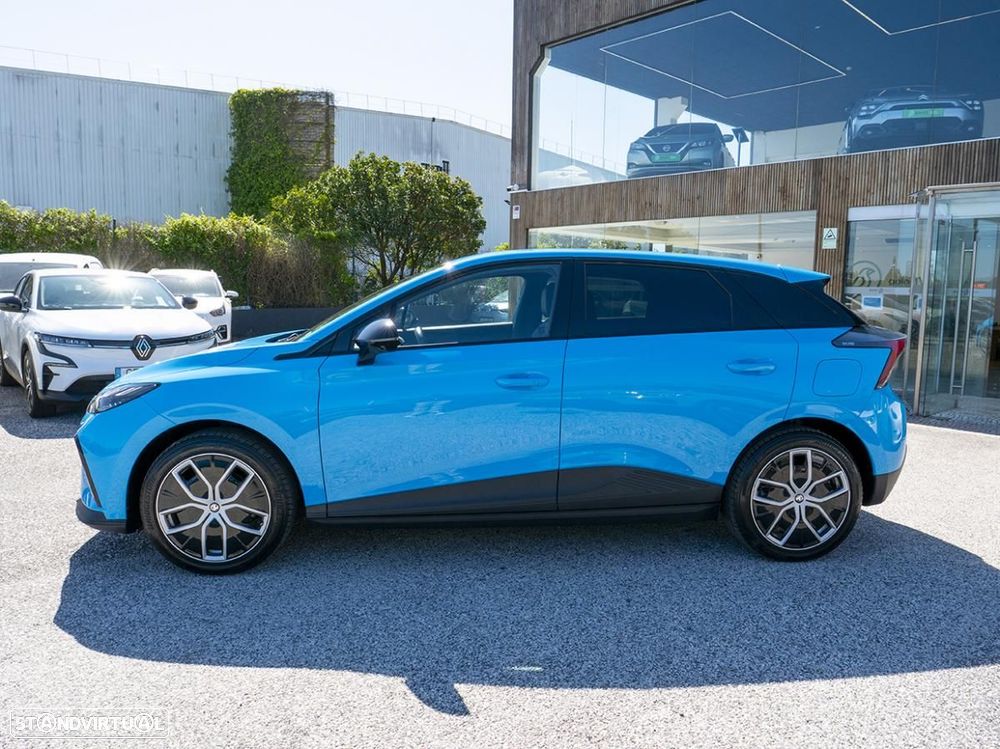 MG MG4 64 kWh Luxury - 8