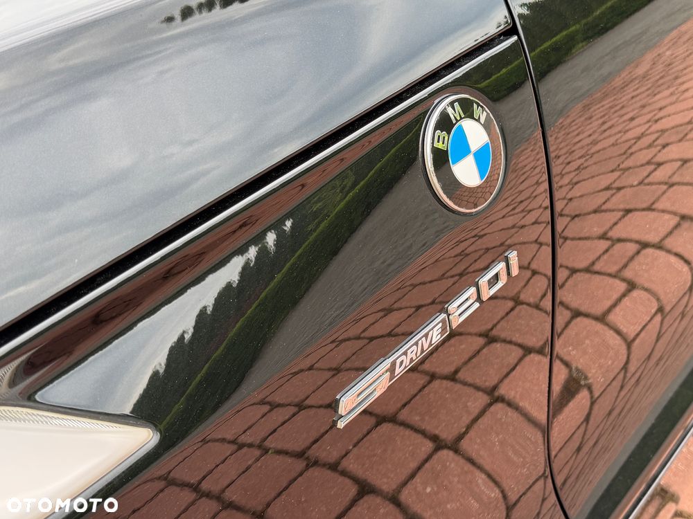 BMW Z4 20i sDrive - 38