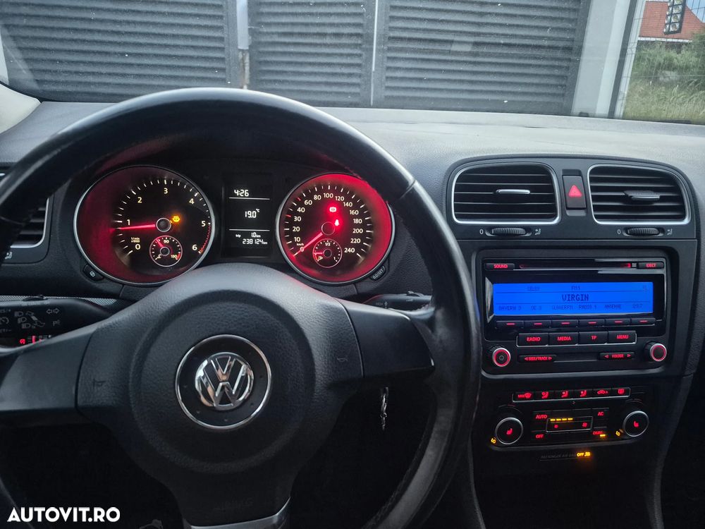 Volkswagen Golf 1.6 TDI DPF BlueMotion Technology move - 7