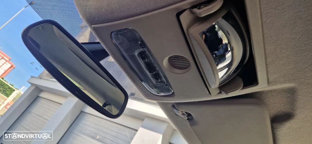 Ford Focus C-Max 1.6 TDCi Ghia - 17