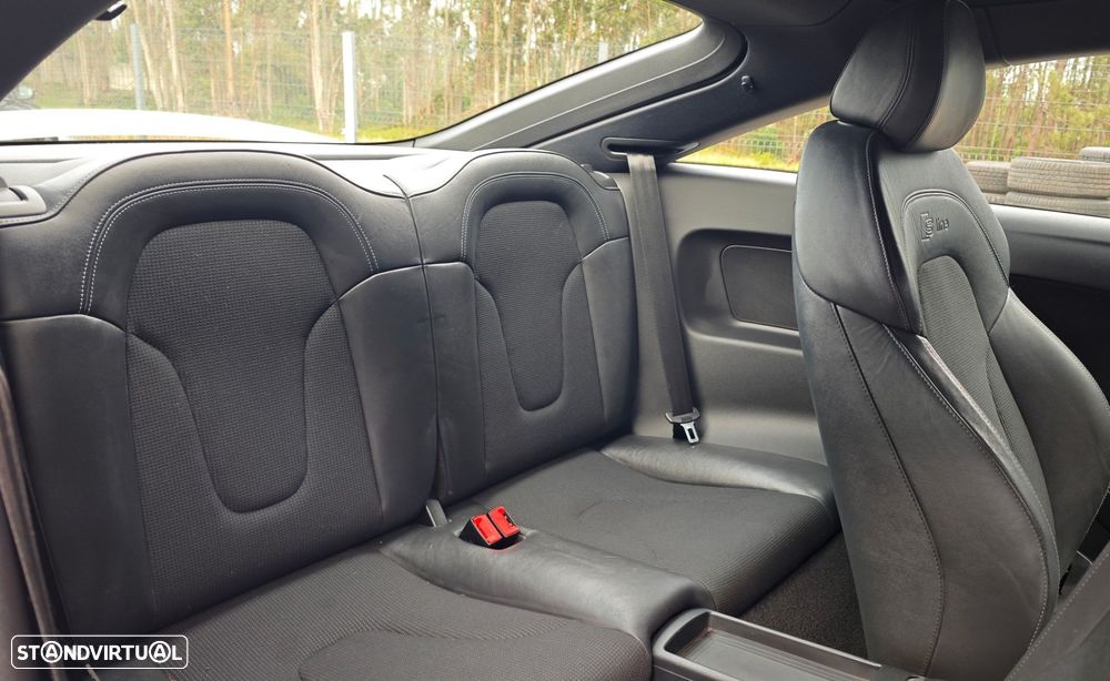 Audi TT Coupé 2.0 TDI quattro S-line - 15