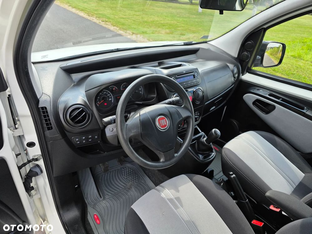 Fiat Qubo - 12