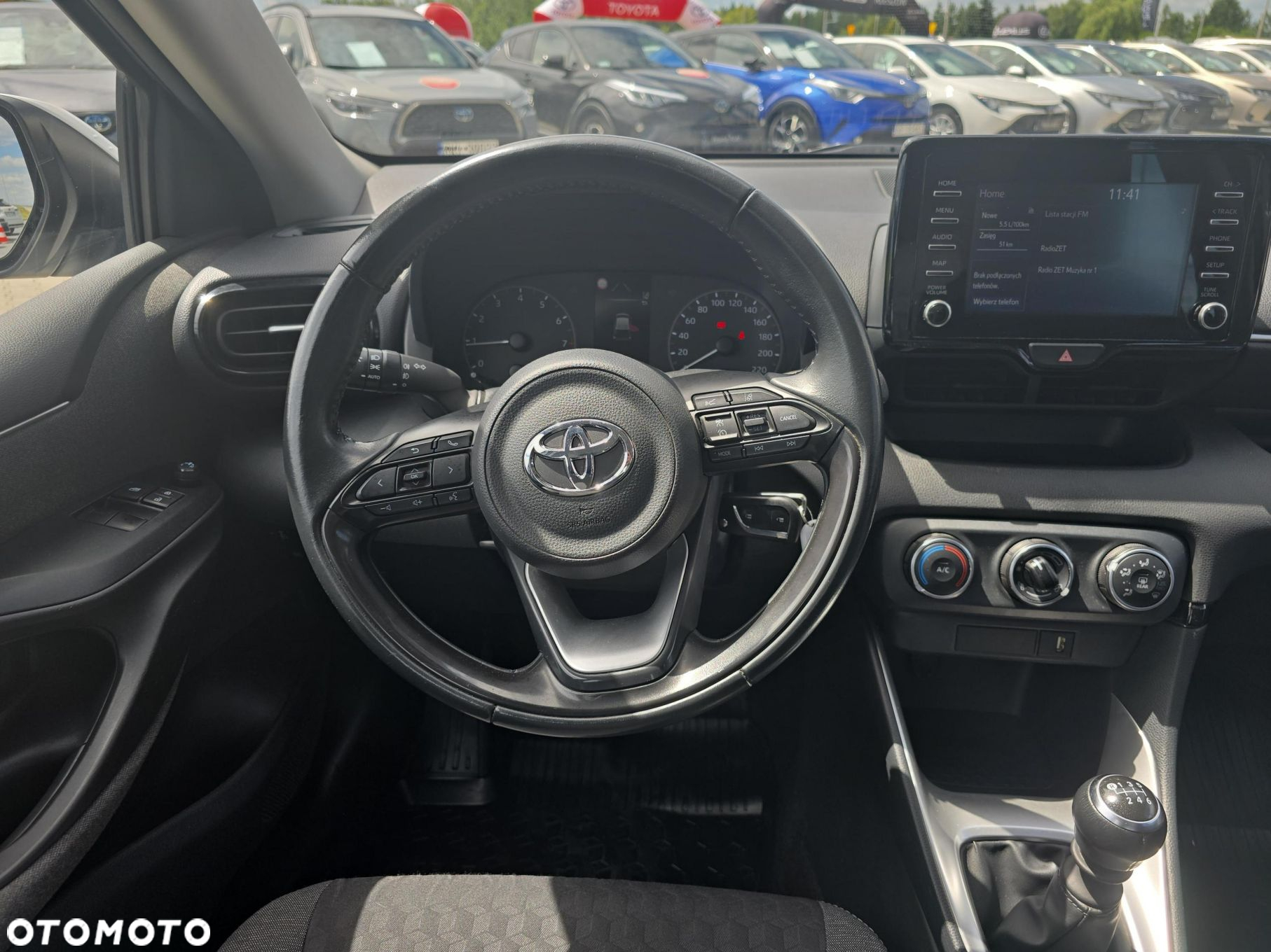 Toyota Yaris - 12