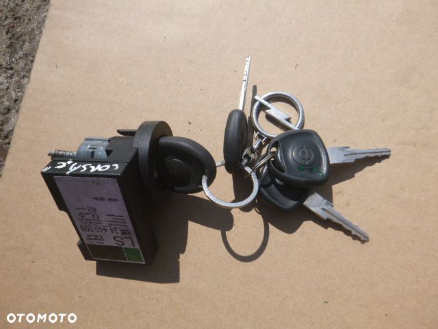 ZESTAW STARTOWY OPEL CORSA C 1.0 BOSCH 0261207421 - 6