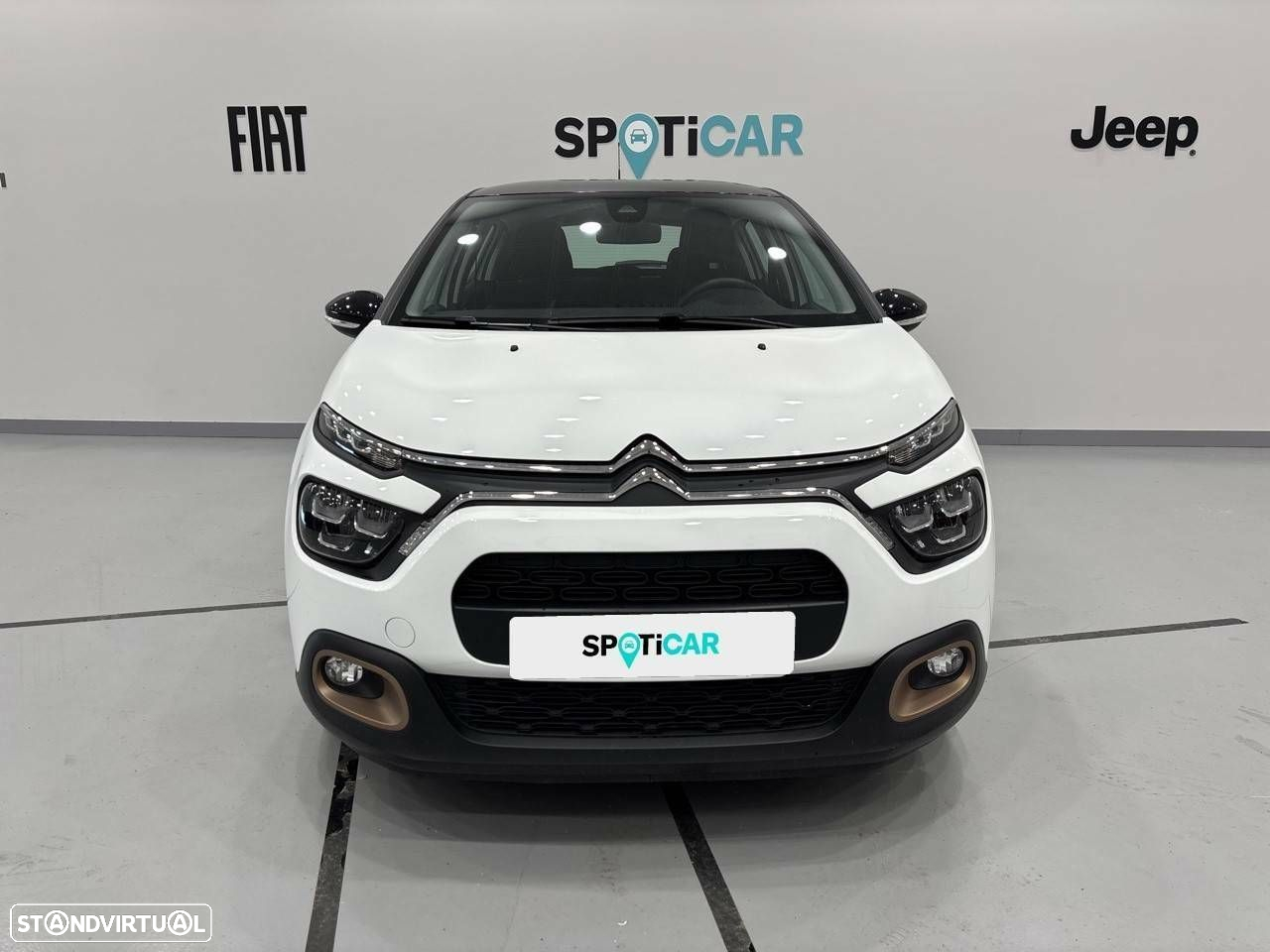 Citroën C3 1.2 PureTech C-Series - 2