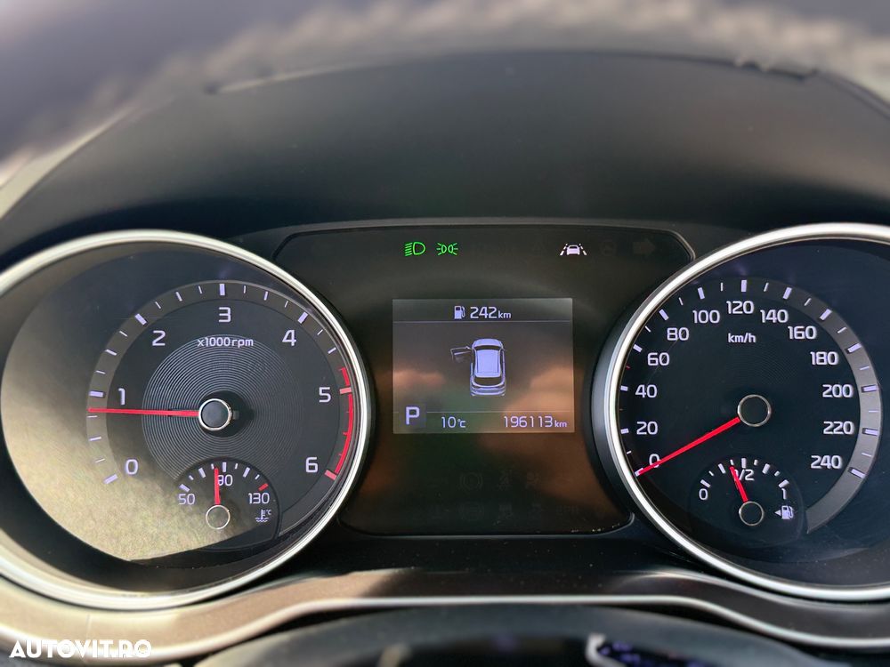 Kia Ceed 1.6 DSL 7DCT Star - 12