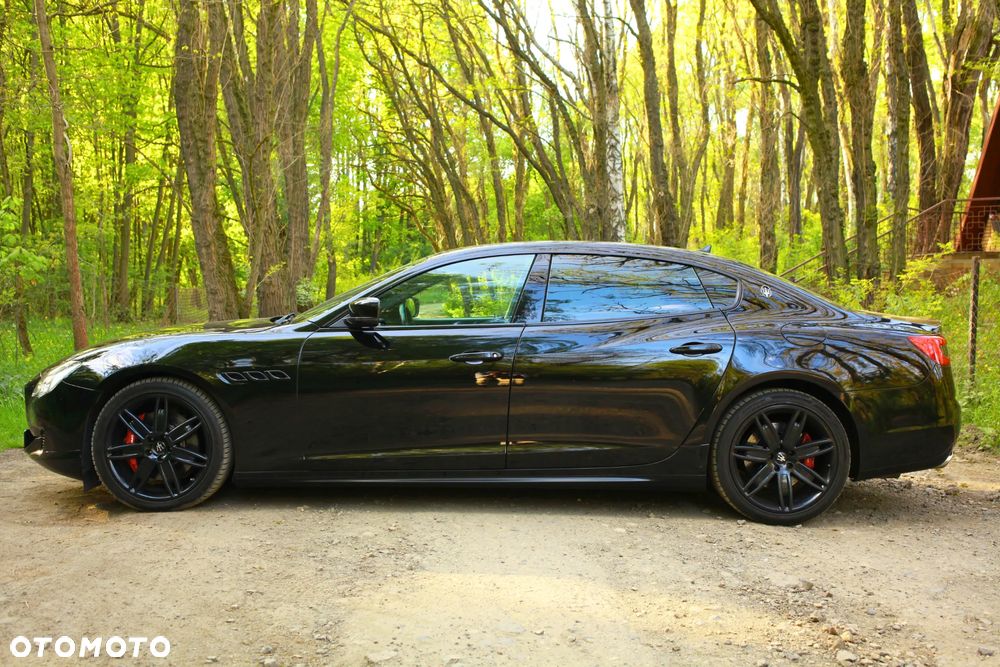 Maserati Quattroporte - 6