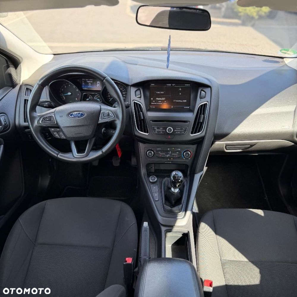 Ford Focus - 23