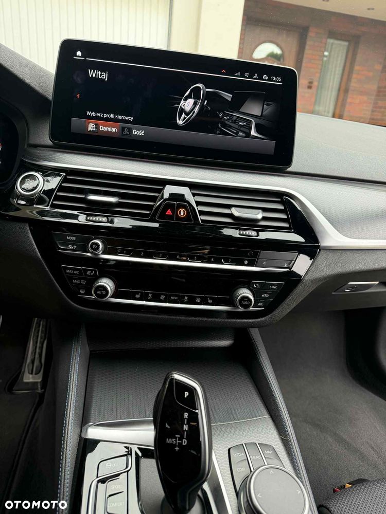 BMW Seria 5 520d xDrive M Sport sport - 14