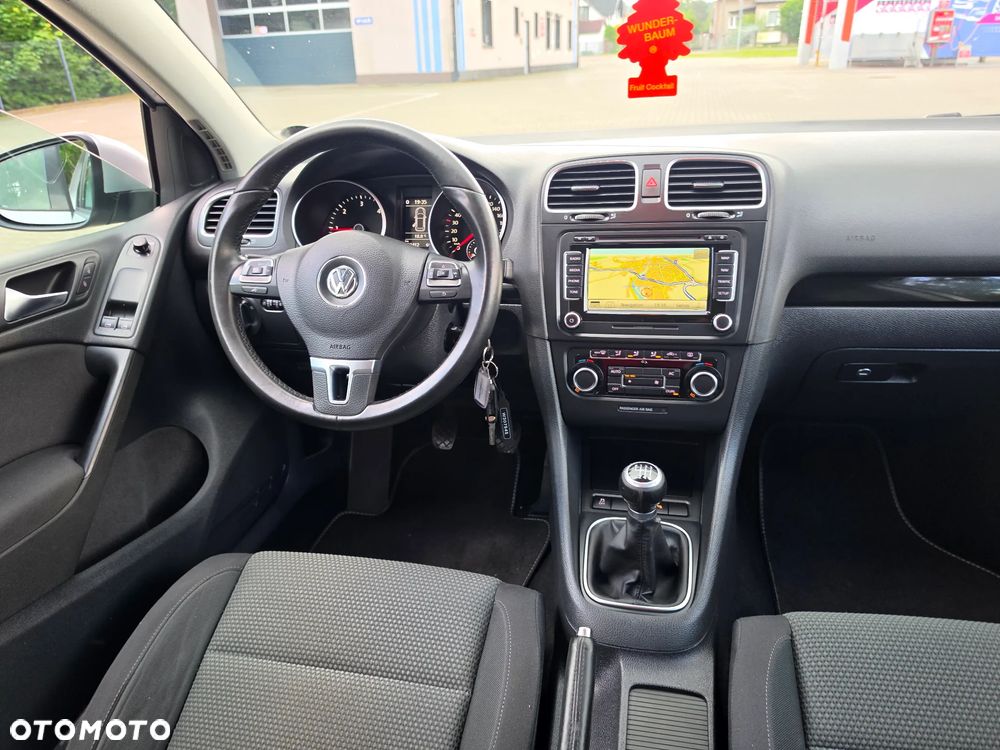 Volkswagen Golf - 13