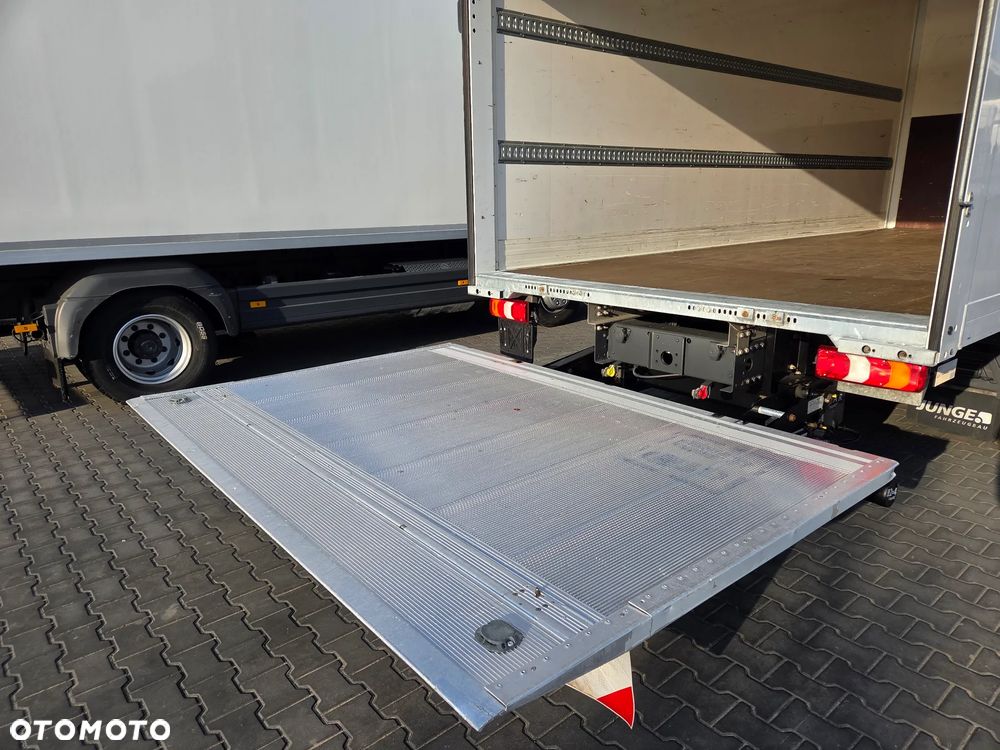 Mercedes-Benz Atego 821 - 32