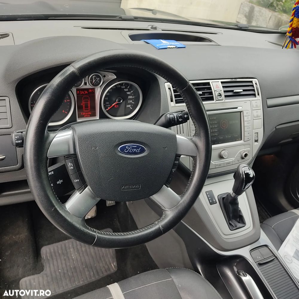 Ford Kuga 2.0 TDCi 4x4 Aut. Titanium - 9
