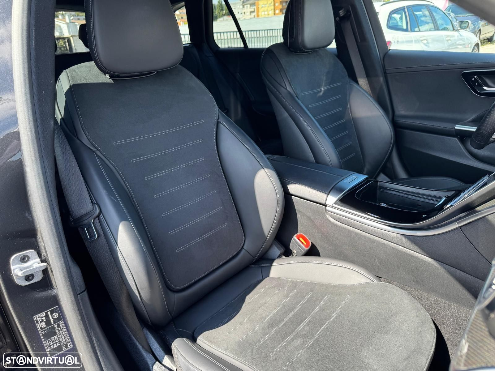 Mercedes-Benz C 300 d AMG Line - 17