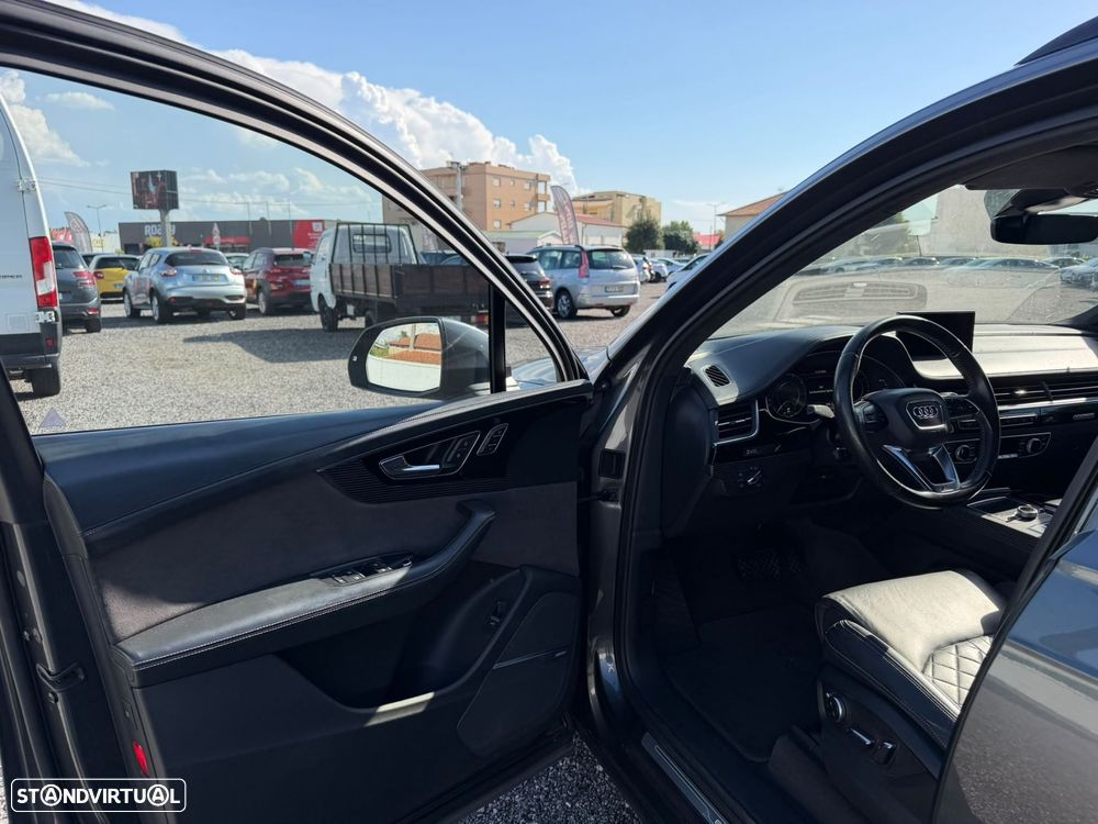 Audi Q7 - 15