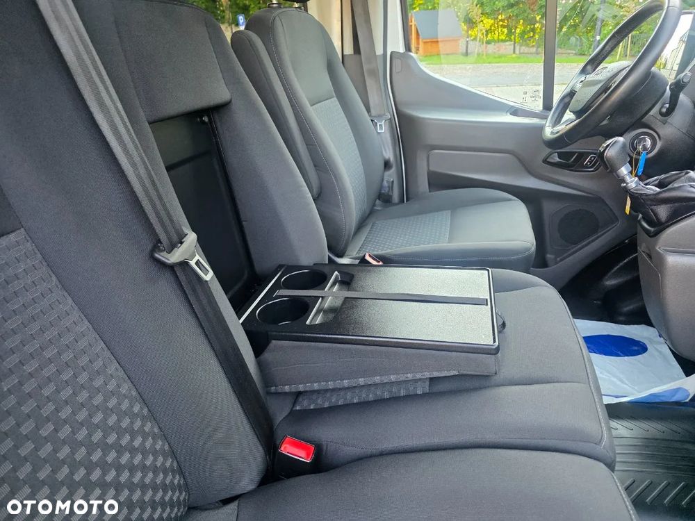 Ford Transit - 23