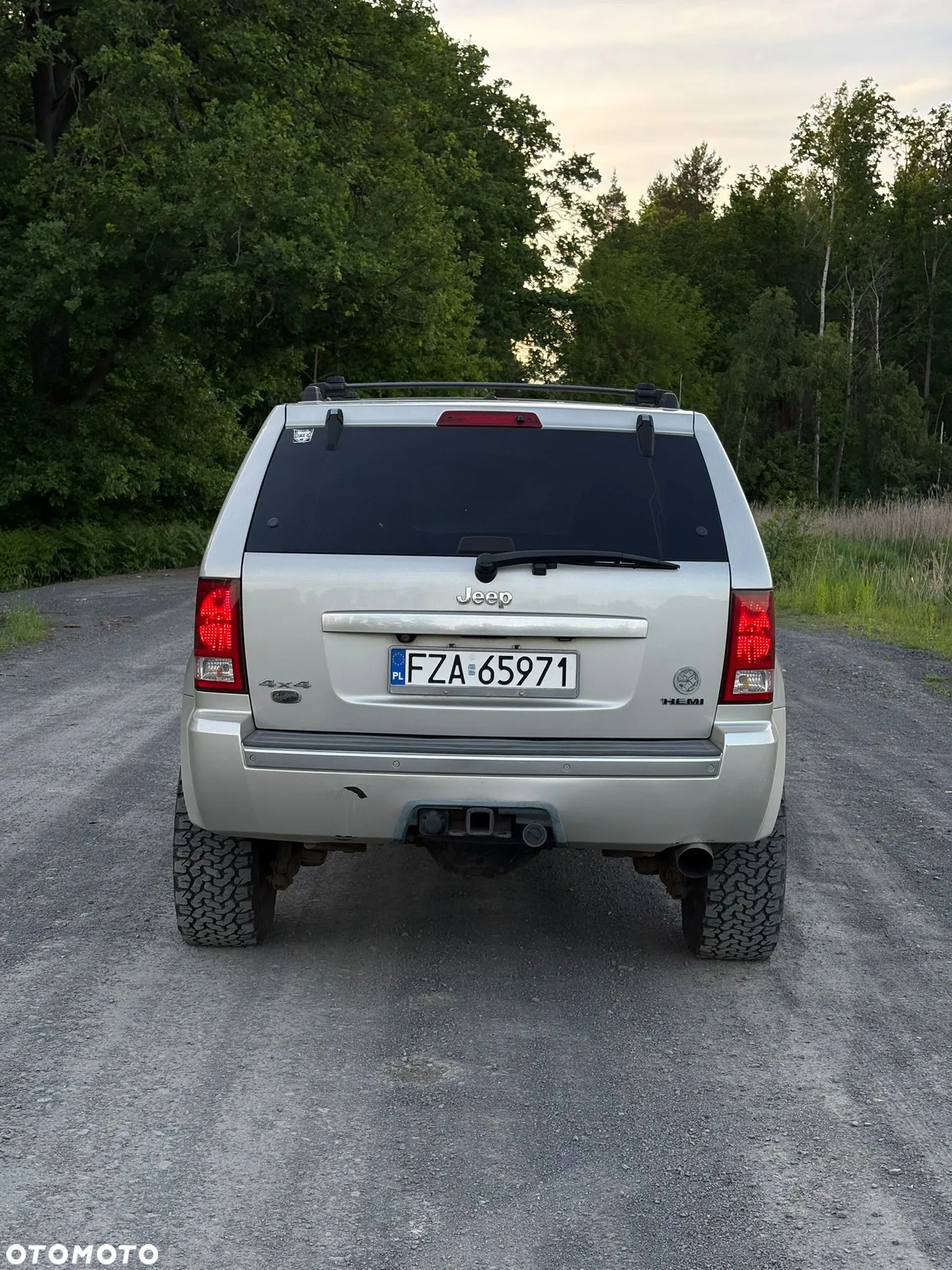 Jeep Grand Cherokee 5.7 4x4 Overland - 7