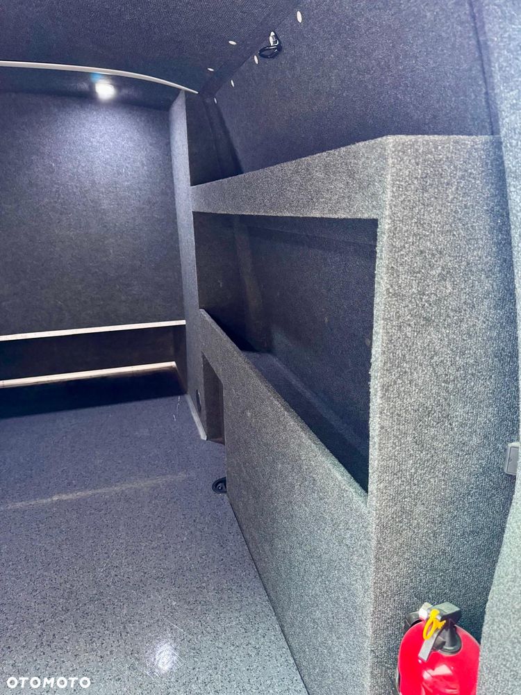 Volkswagen transporter - 16