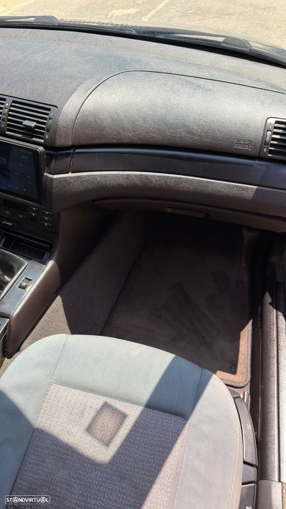 BMW 320 d Navigator - 14