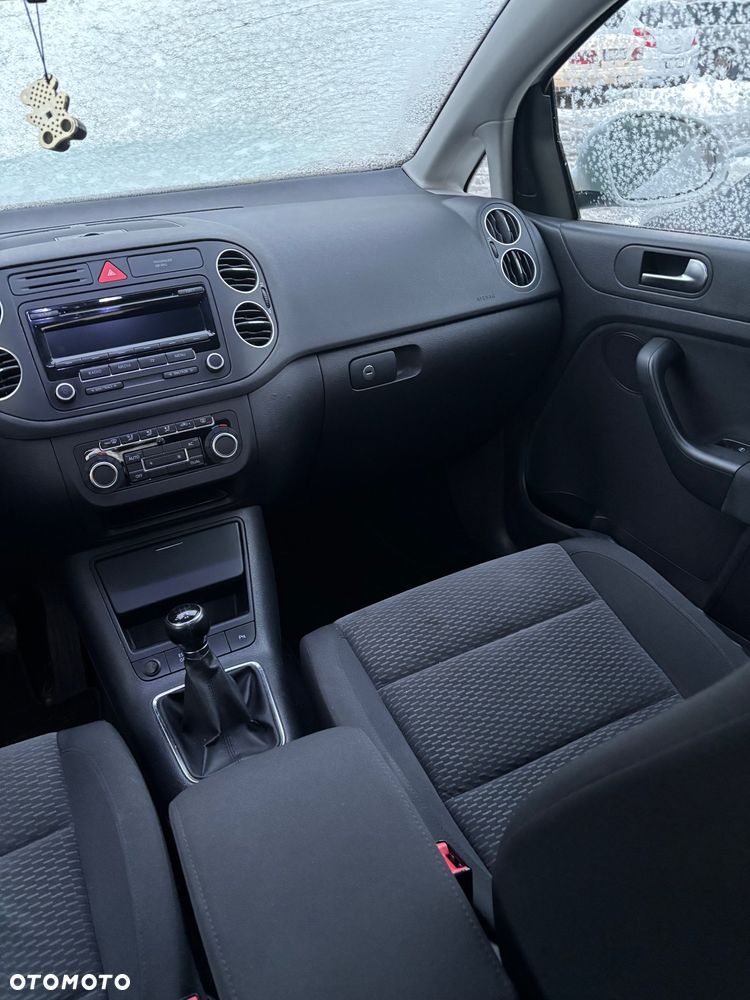Volkswagen Golf Plus 1.6 TDI DPF Highline - 12