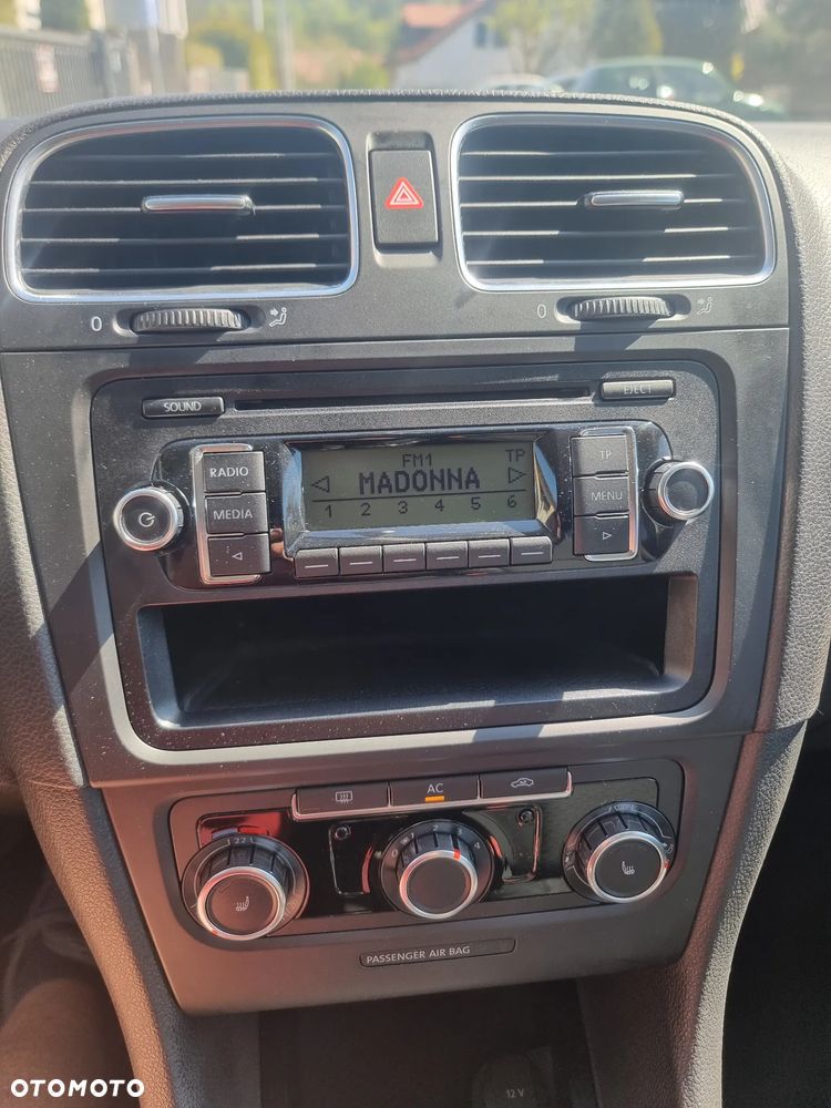 Volkswagen Golf - 5
