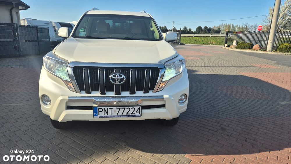 Toyota Land Cruiser - 1