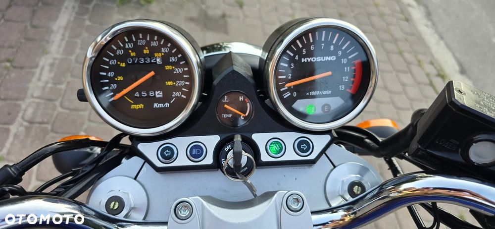 Hyosung GT - 9