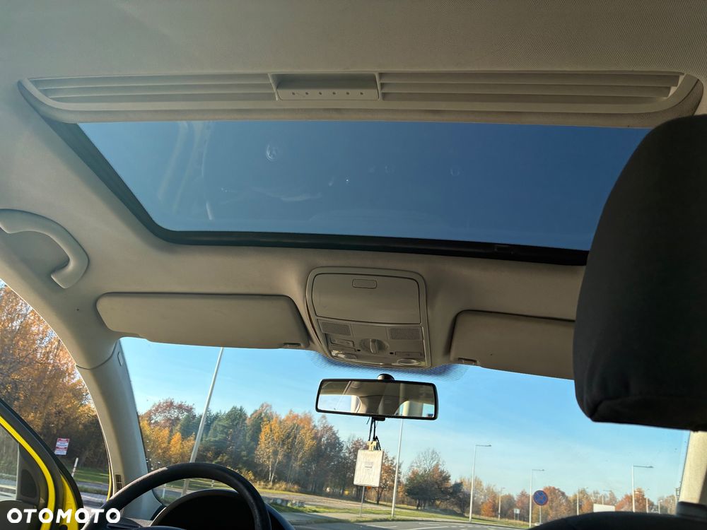 Volkswagen Golf V 1.4 Comfortline - 13