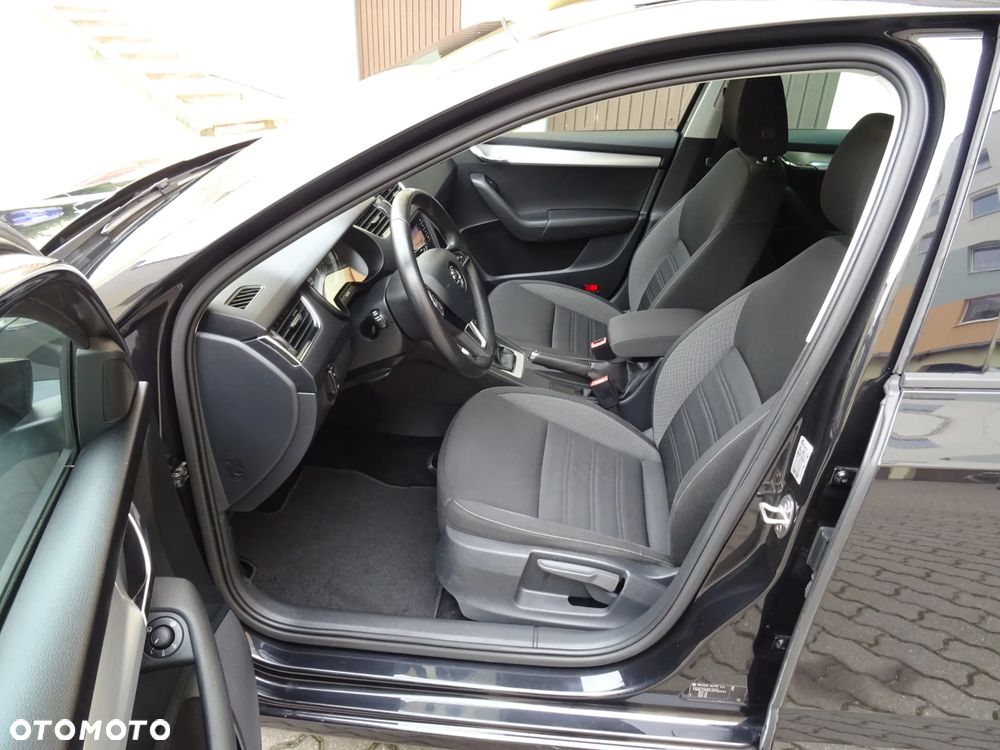 Skoda Octavia 2.0 TDI (Green tec) 4x4 Joy - 6
