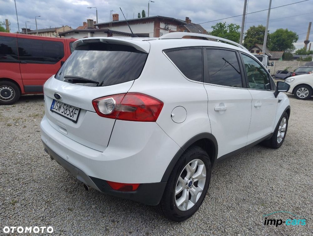 Ford Kuga - 5