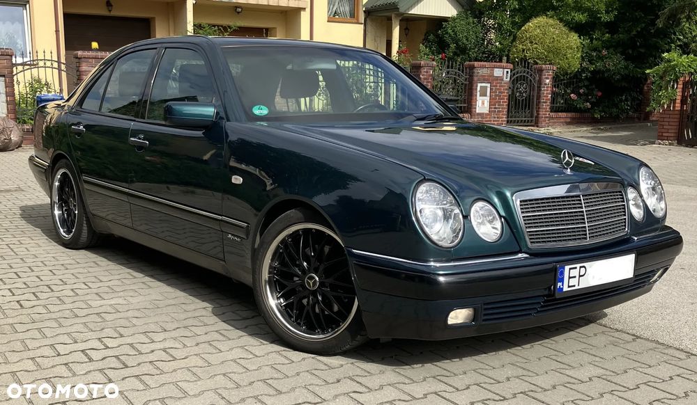 Mercedes-Benz Klasa E - 2