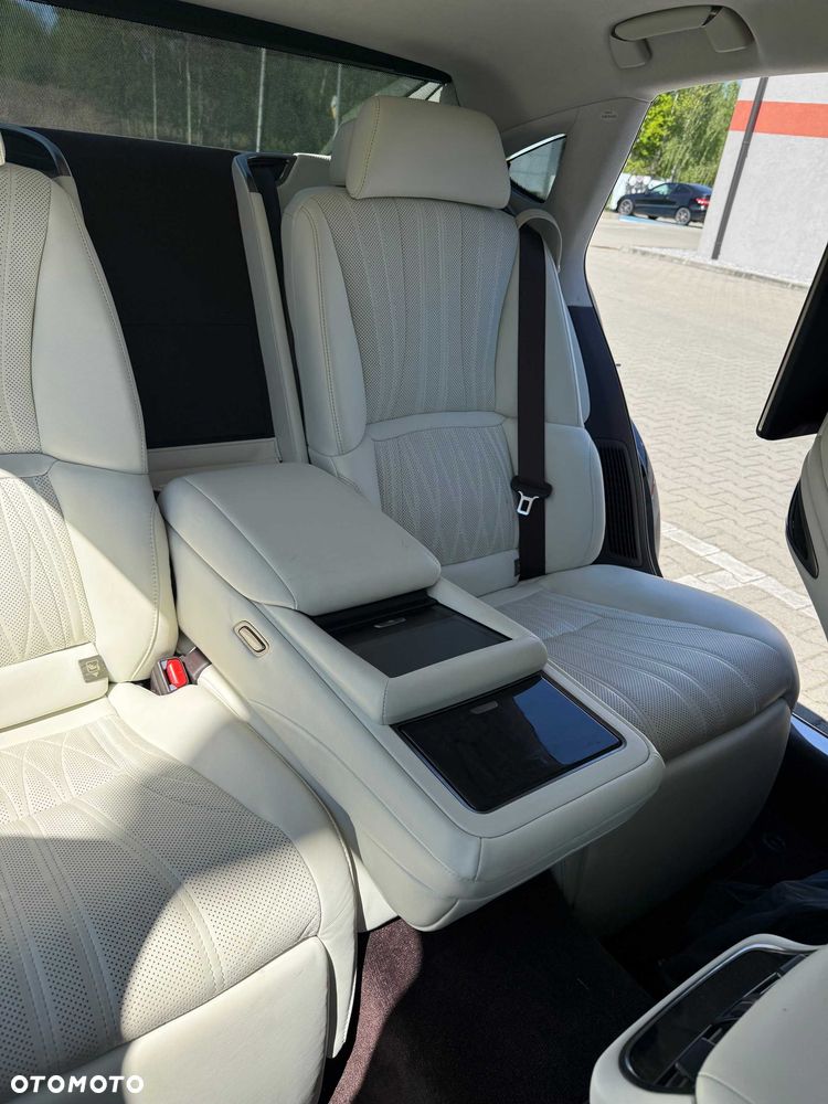 Lexus LS - 5