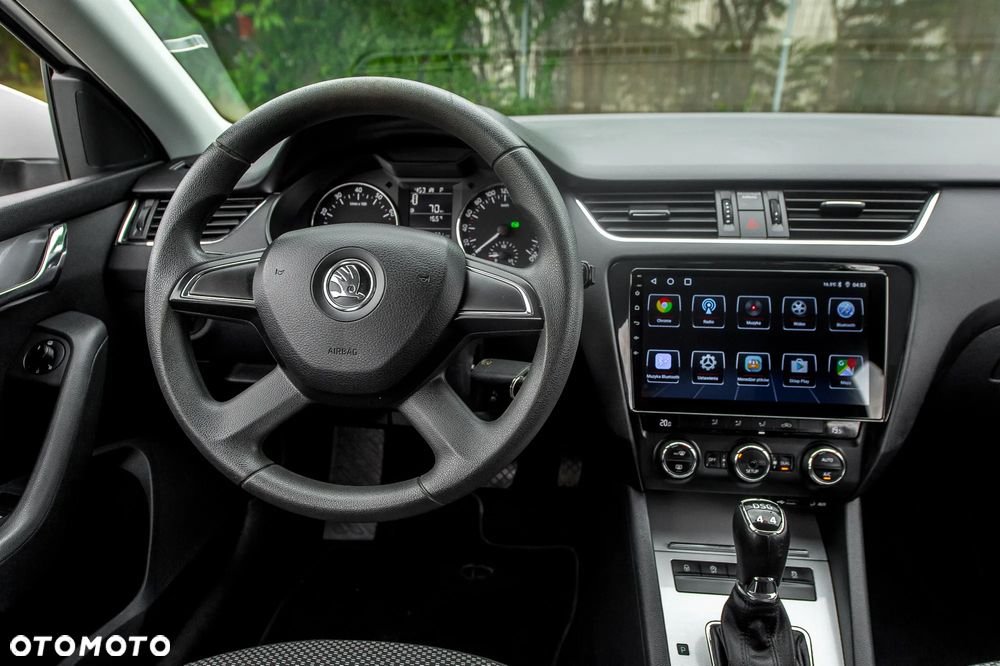Skoda Octavia Combi 1.8 TSI 4x4 DSG Ambition - 26