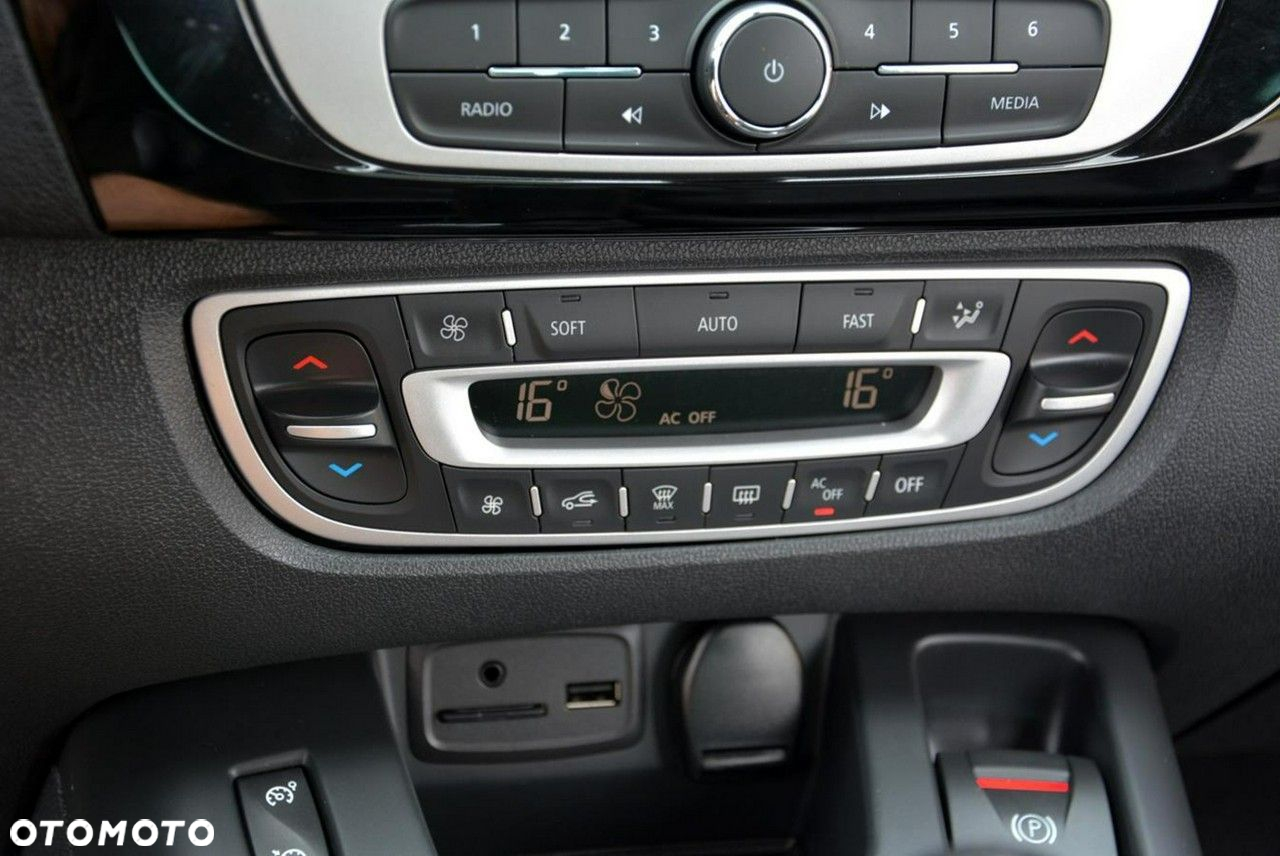 Renault Scenic - 30