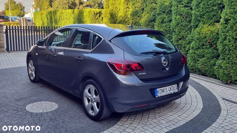 Opel Astra - 4