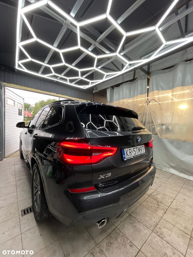 BMW X3 xDrive20d - 12