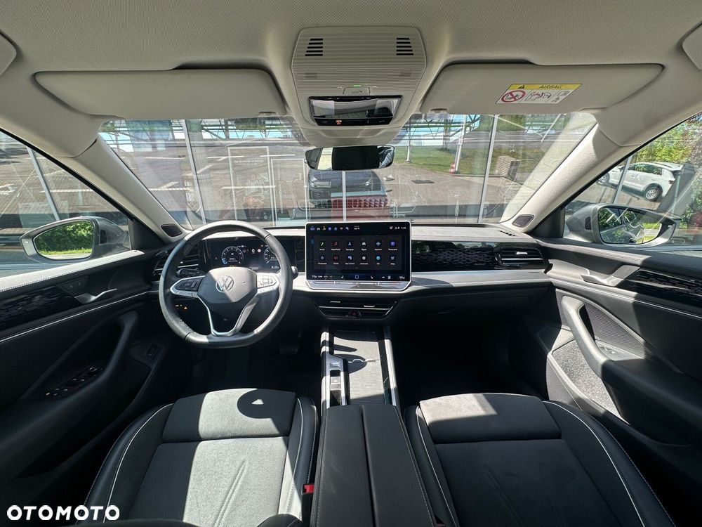 Volkswagen Passat - 15