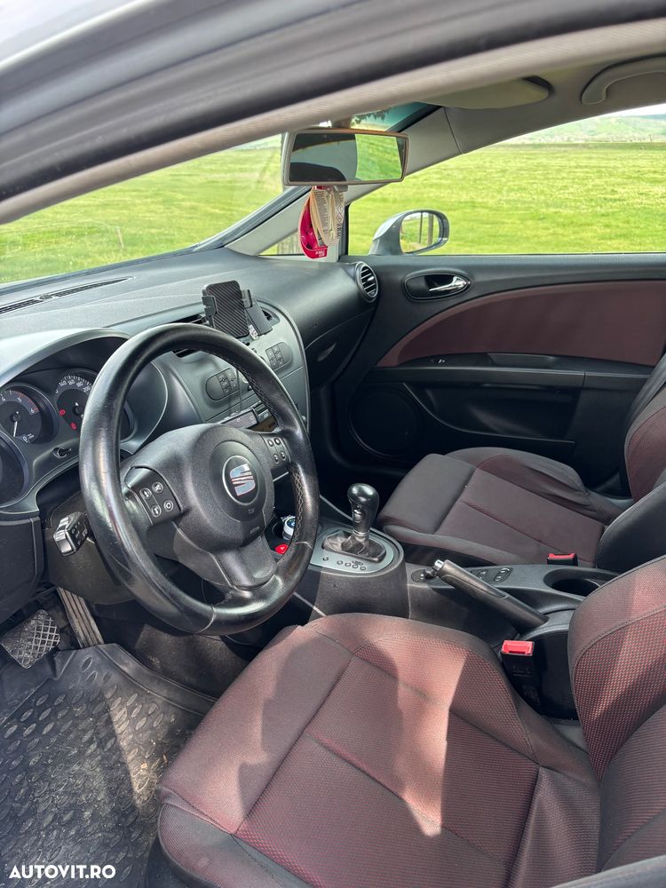 Seat Leon 2.0 TDI DSG Stylance - 9