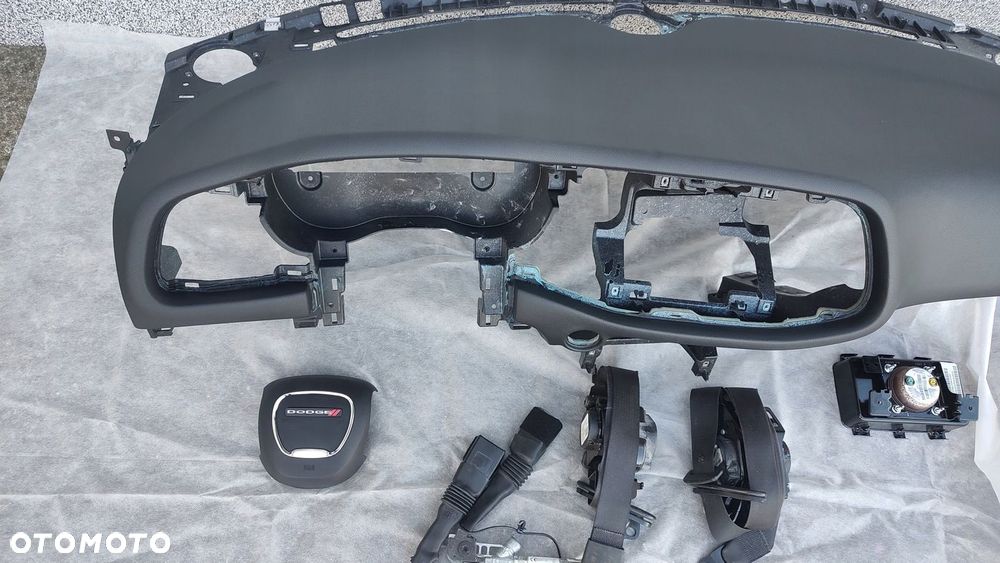 DODGE Chellenger deska konsola airbag pasy - 4